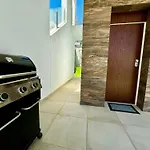 Luxury Campana Bay 아파트