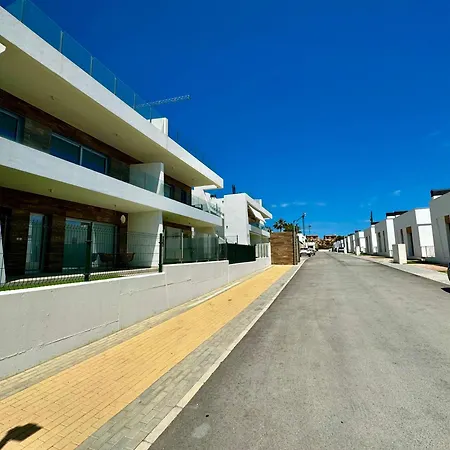 아파트 Luxury Campana Bay 피네스트라트