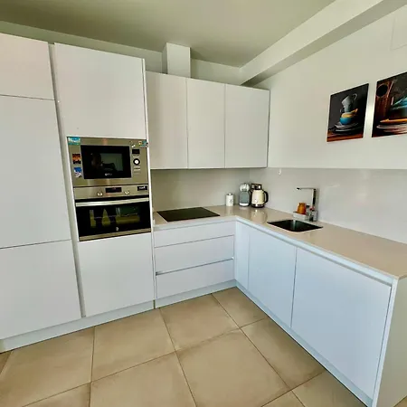 Luxury Campana Bay Apartment *