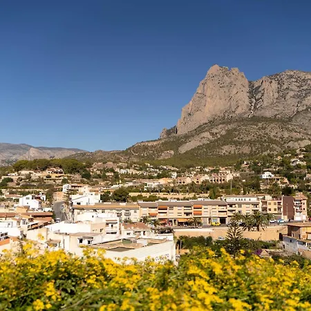 Luxury Campana Bay